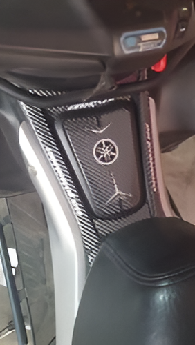 Moto Shopy YAMAHA AEROX TANKPAD / TANK COVER ( GRAY )